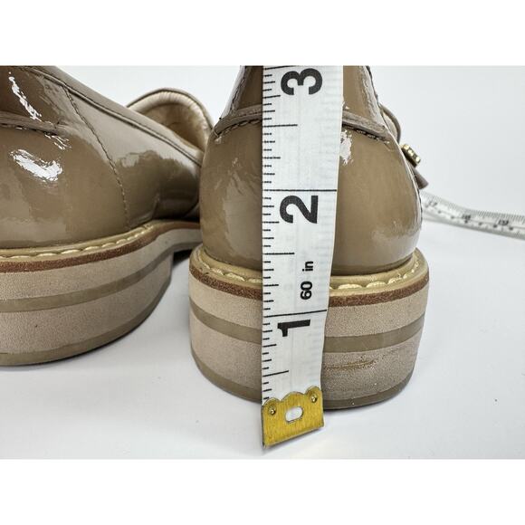 Louise et Cie Exlixen Loafers Women’s 7M Beige Patent Leather Gold Buckle Preppy - Picture 5 of 11